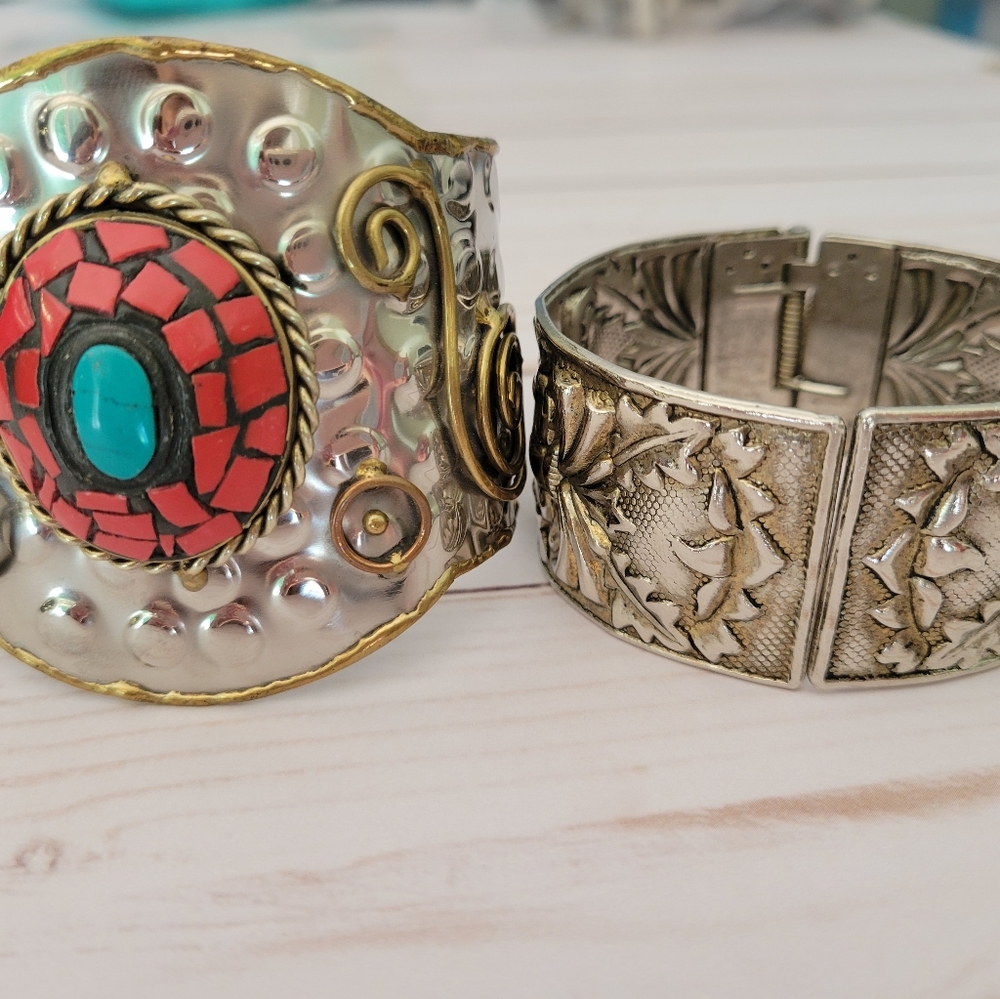 2 cuff bracelets